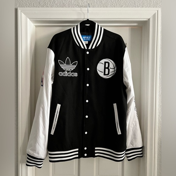 Adidas Limited Edition NBA Brooklyn Nets Varsity Jacket black white size XL - Picture 4 of 8